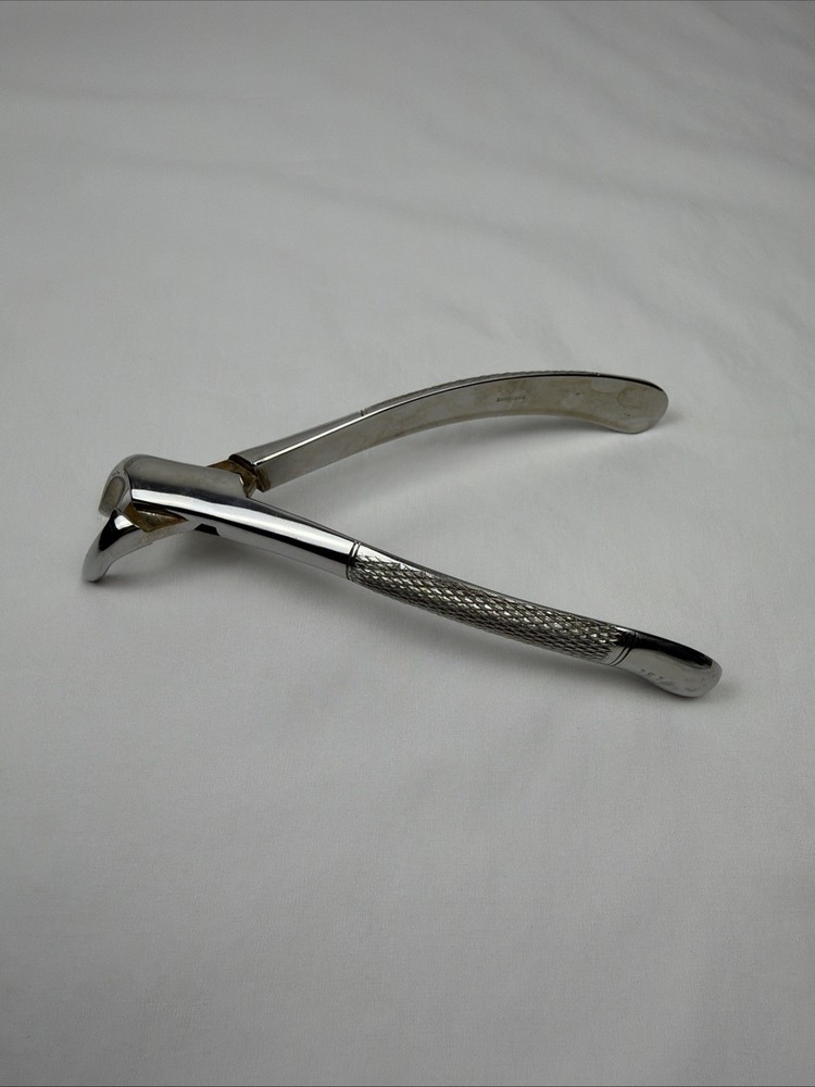 Ubeco Dental Forceps #151 Extra Grip Extraction Forceps