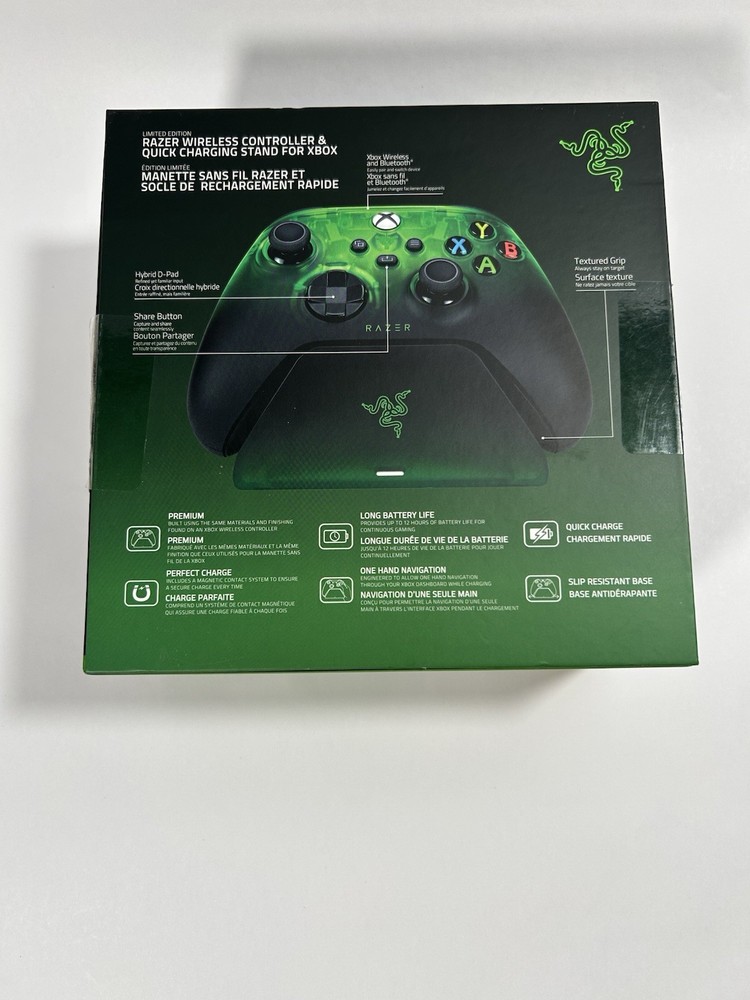 GC504 RAZER WIRELESS CONTROLLER & QUICK CHARGING STAND FOR XBOX- USED