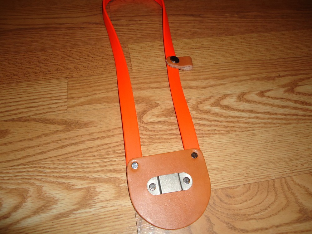 COON HUNTING LIGHT NECK STRAP