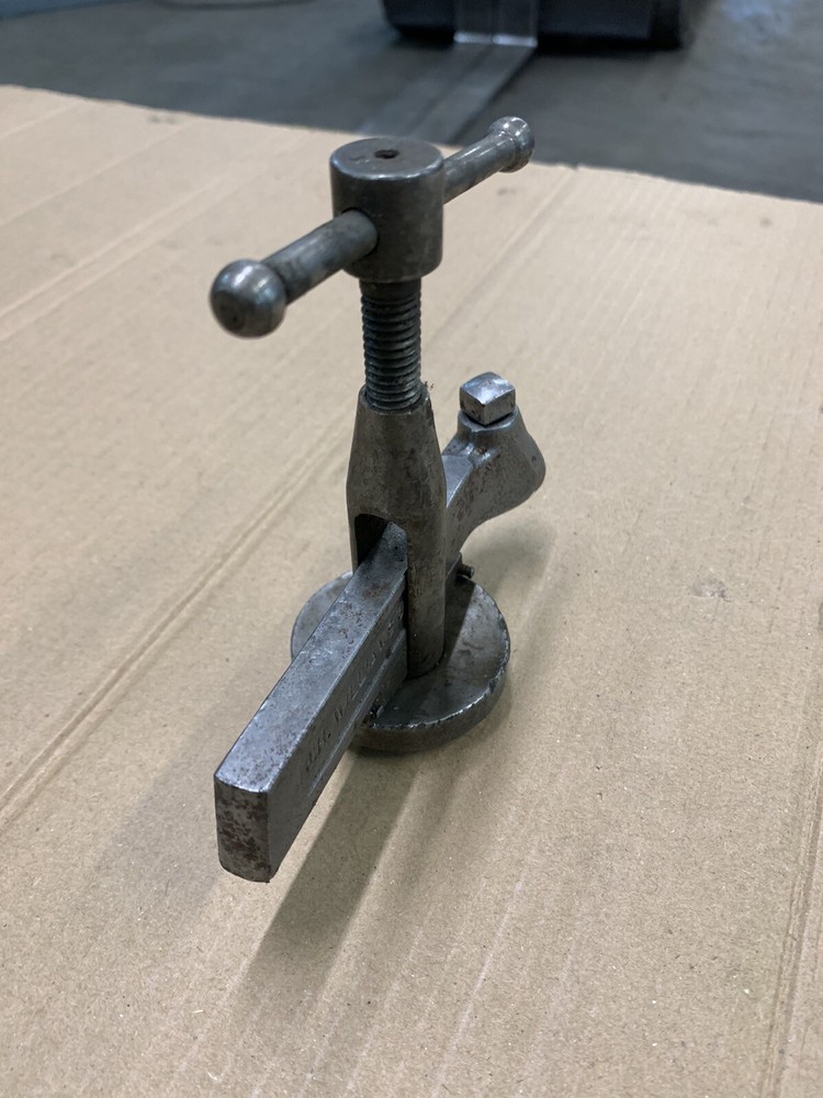 Rocker Type Tool Holder Roughly 7/16 Tool Opening