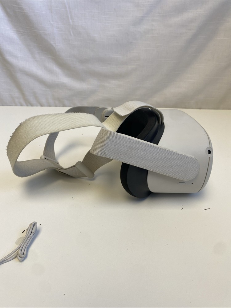 Meta Oculus Quest 2 128GB Standalone VR Headset W Controllers - White