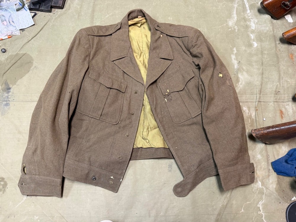 ORIGINAL WWII US ARMY EM NCO M1944 CLASS A IKE JACKET- MEDIUM, 40R