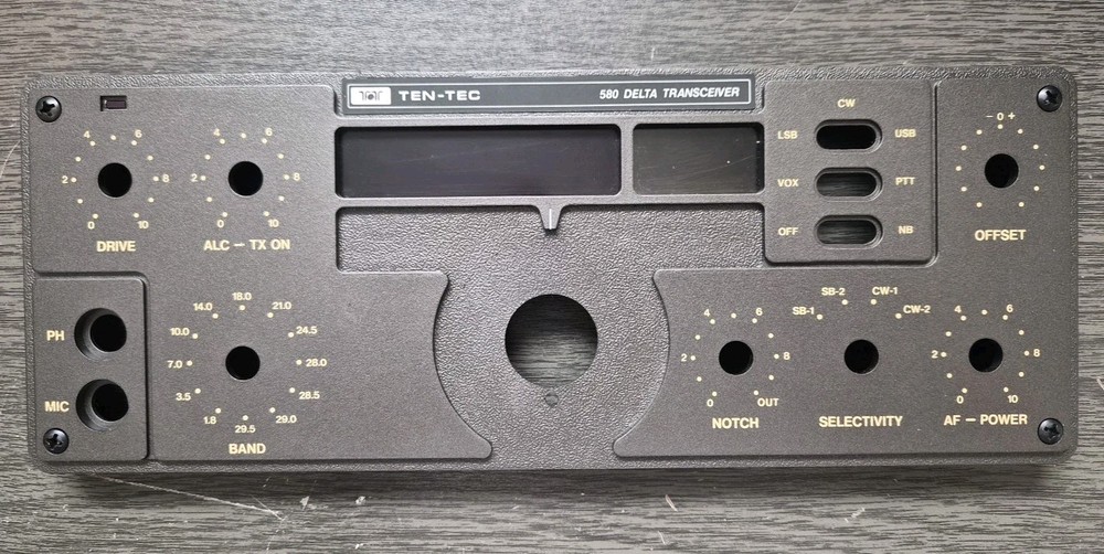 Ten Tec Delta 580 Front Panel