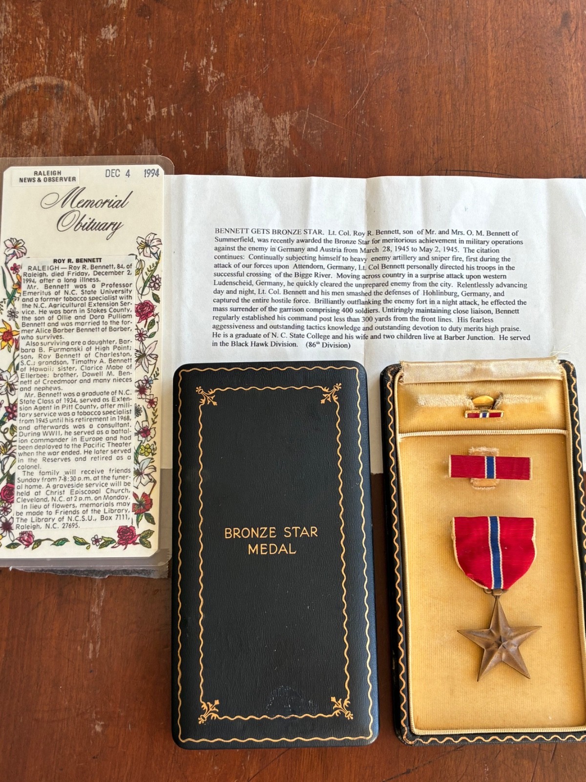 bronze star medal wwii - (w case, clipping, and docs) awarded to Lt Col R.B