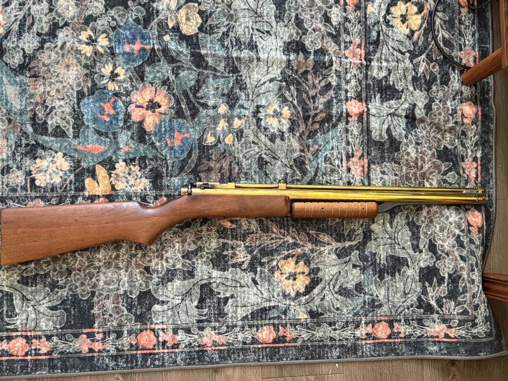 Benjamin Franklin pump action bb gun rifle .22 caliber Model 312