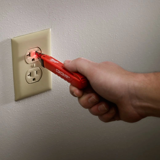 Milwaukee 2200-20 Voltage Detector, Voltage Meter Tester (Battery)