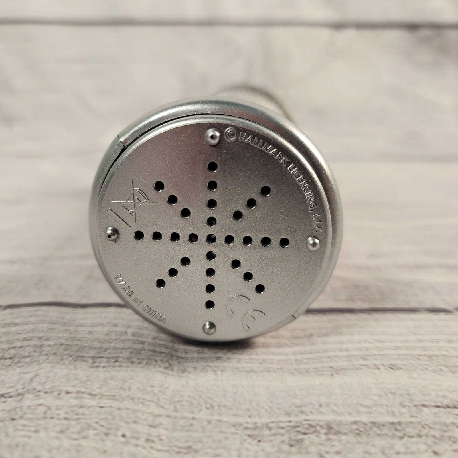 Hallmark Merry-Okee Karaoke Microphone Toy Christmas Elf Voice Changer Red Green