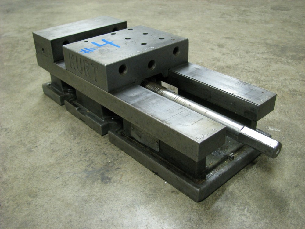 KURT Angle Lock Mill Vise 6"