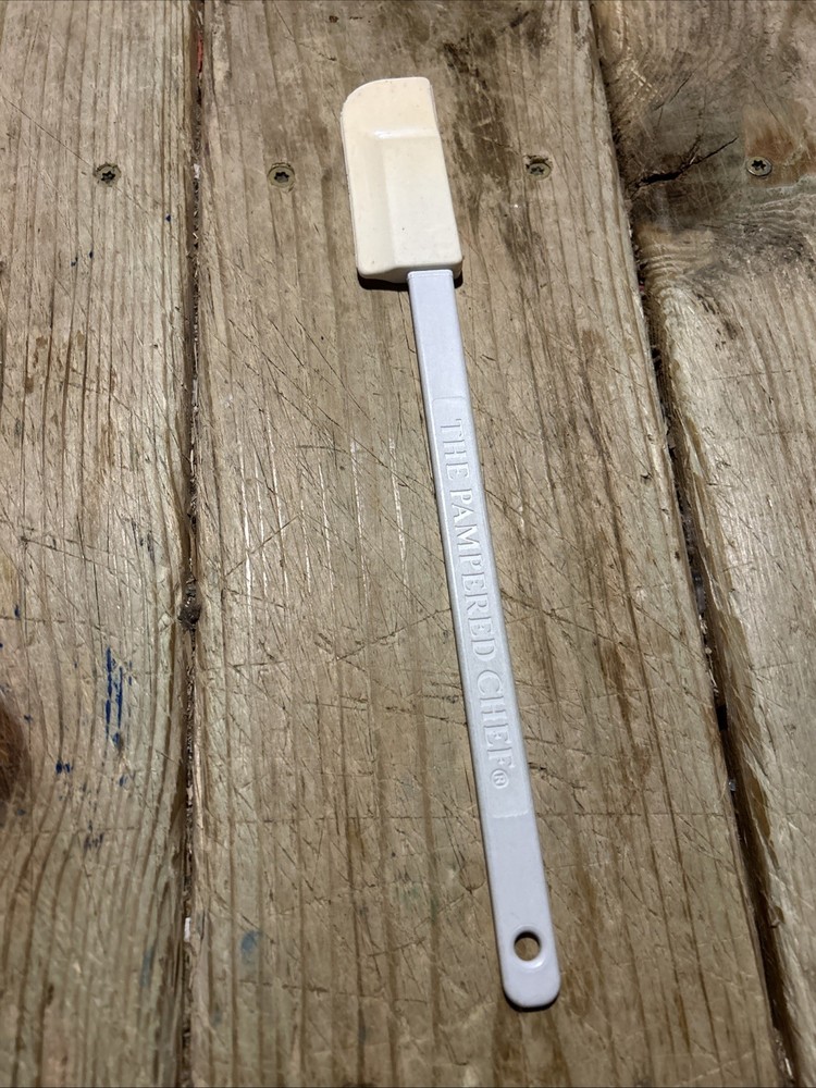 The PAMPERED CHEF 10.5” RUBBER SPATULA SCRAPER