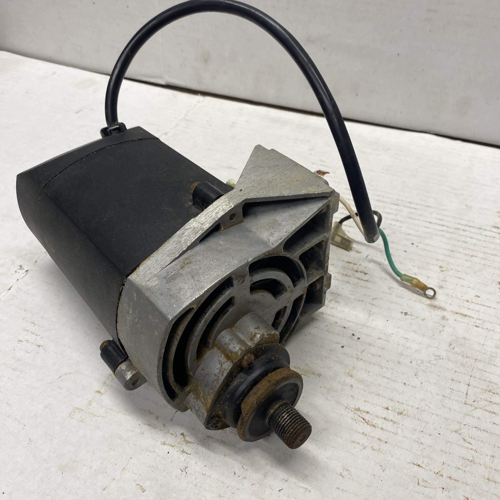 Delta ShopMaster 10" Table Saw Md TS200  Motor RPM 4700   v120 EM-467