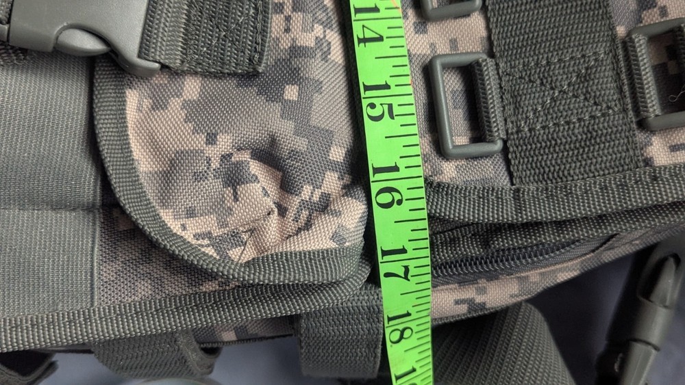 CODE ALPHA Digital Camo PADDED LAPTOP BAG Shoulder Strap TACTICAL 18x12x5" EUC!
