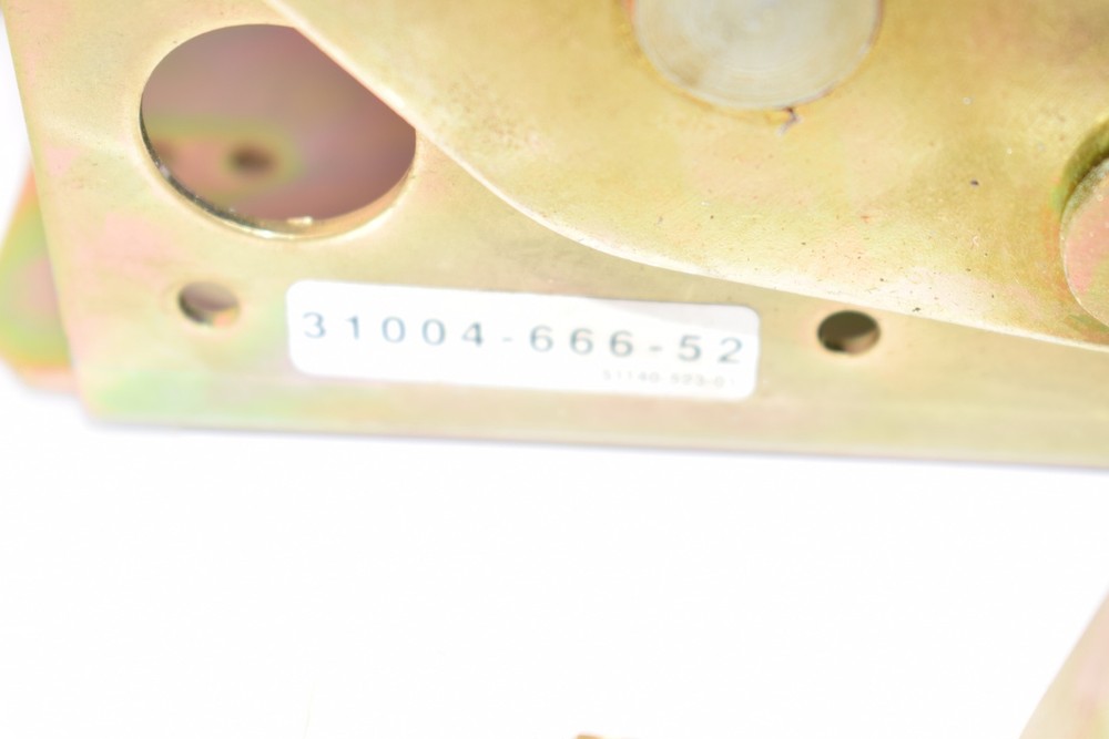 NEW Square D 31004-666-52 Mechanism Kit