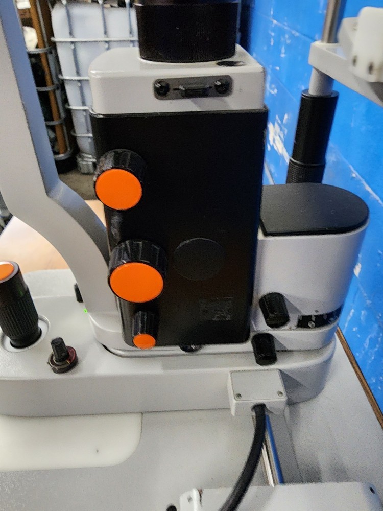 Zeiss 30 SL-M Slit Microscope with Powered Table