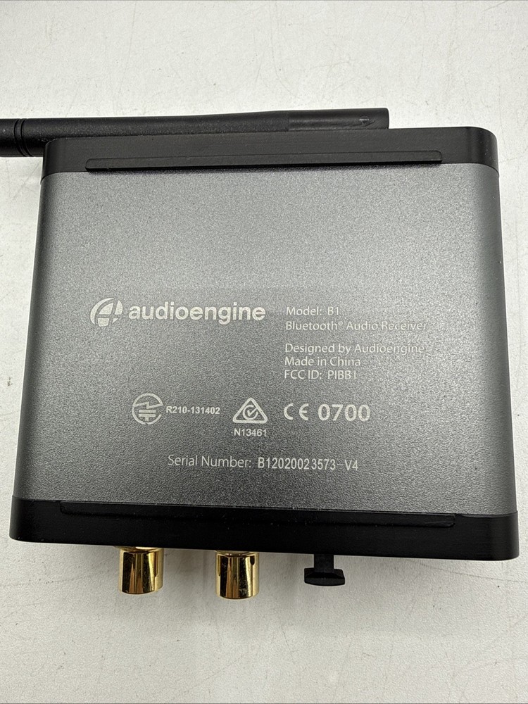 Audioengine B1 Bluetooth Music Receiver Adapter with aptX HD Audio