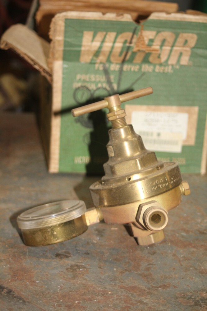 Victor Line Regulator S711C-997