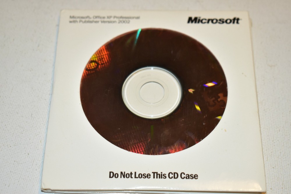 IBM Microsoft Office XP Professional w/ Publisher 2002 - 3 Disc Set
