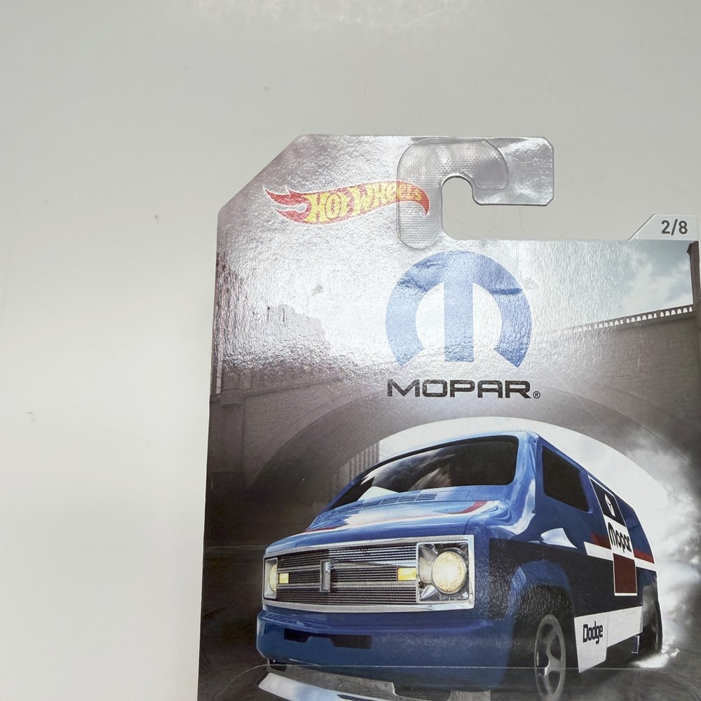 Hot Wheels Mopar Series Custom '77 Dodge Van