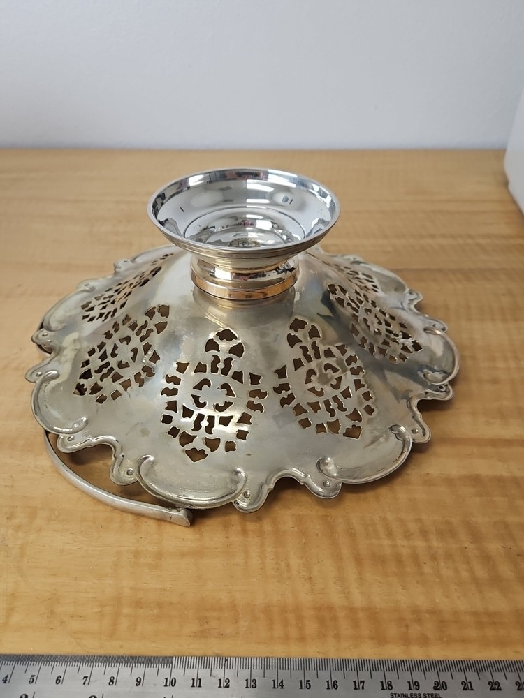 International Silver Co. Lovelace Pedestal Footed Dish w/Hinged Handle INDIA 11"