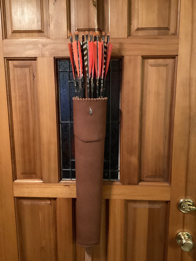 CUSTOM HANDMADE TRADITIONAL ARCHERY BACK QUIVER