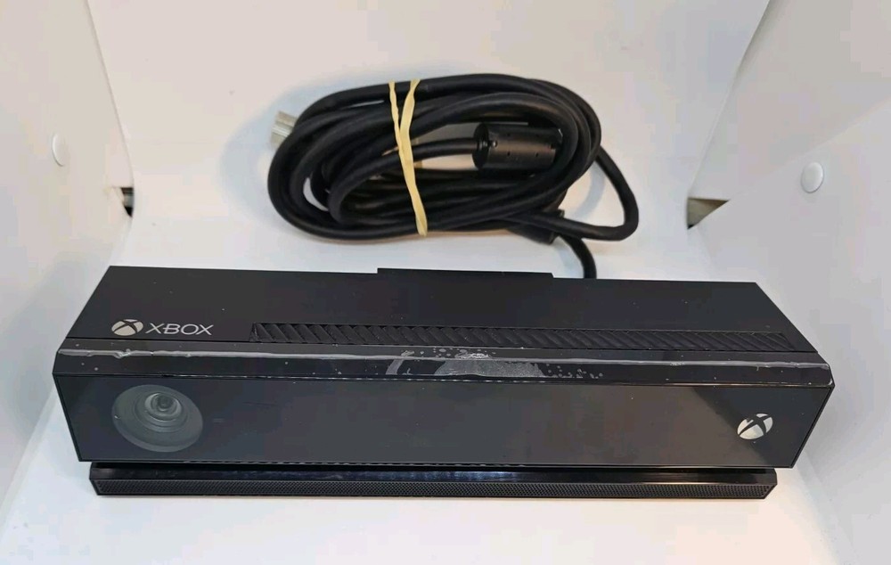 Microsoft Xbox One Kinect Sensor Model Number 1520  In very Good condition