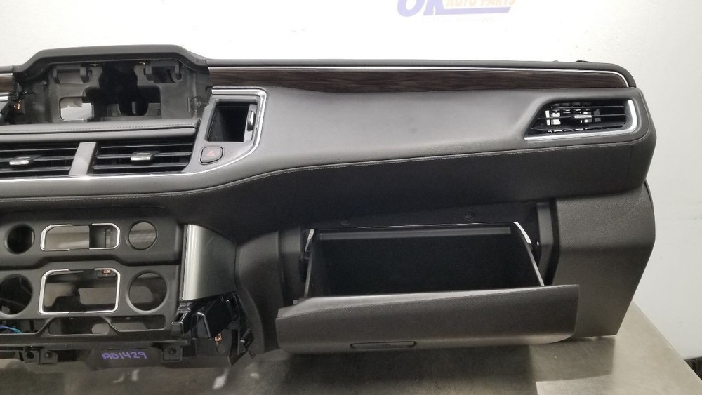 21 CHEVY TAHOE Z71 DASHBOARD DASH PANEL ASSEMBLY BLACK