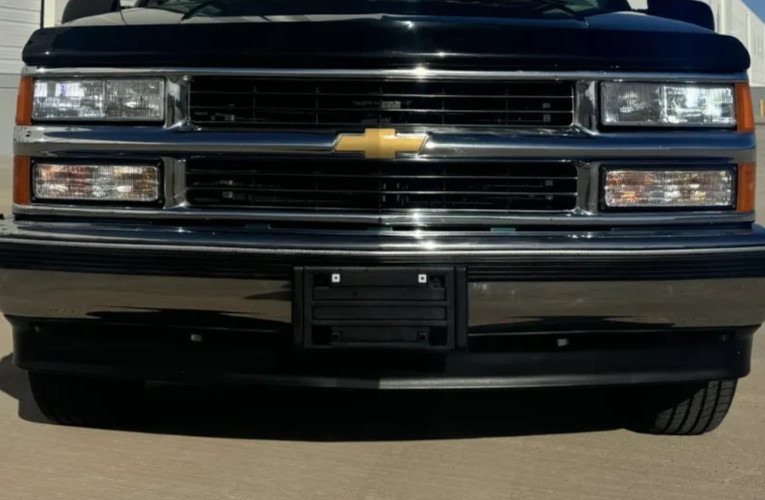 GTS BugFlector Hood Protector Bug Shield Deflector for 88-00 Chevy Silverado OBS