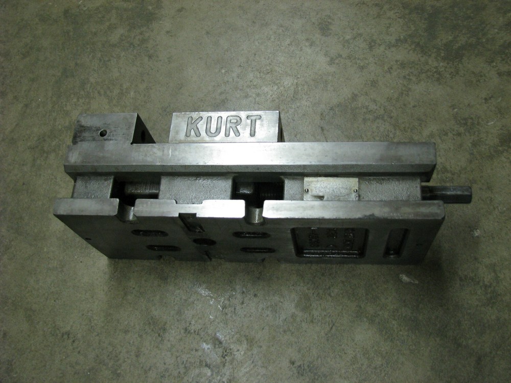 KURT Angle Lock Mill Vise 6"