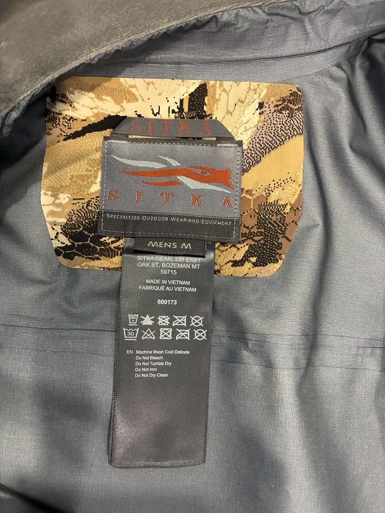 Sitka Delta Pro Wading Jacket Size Medium, Gore Tex Optifade Marsh