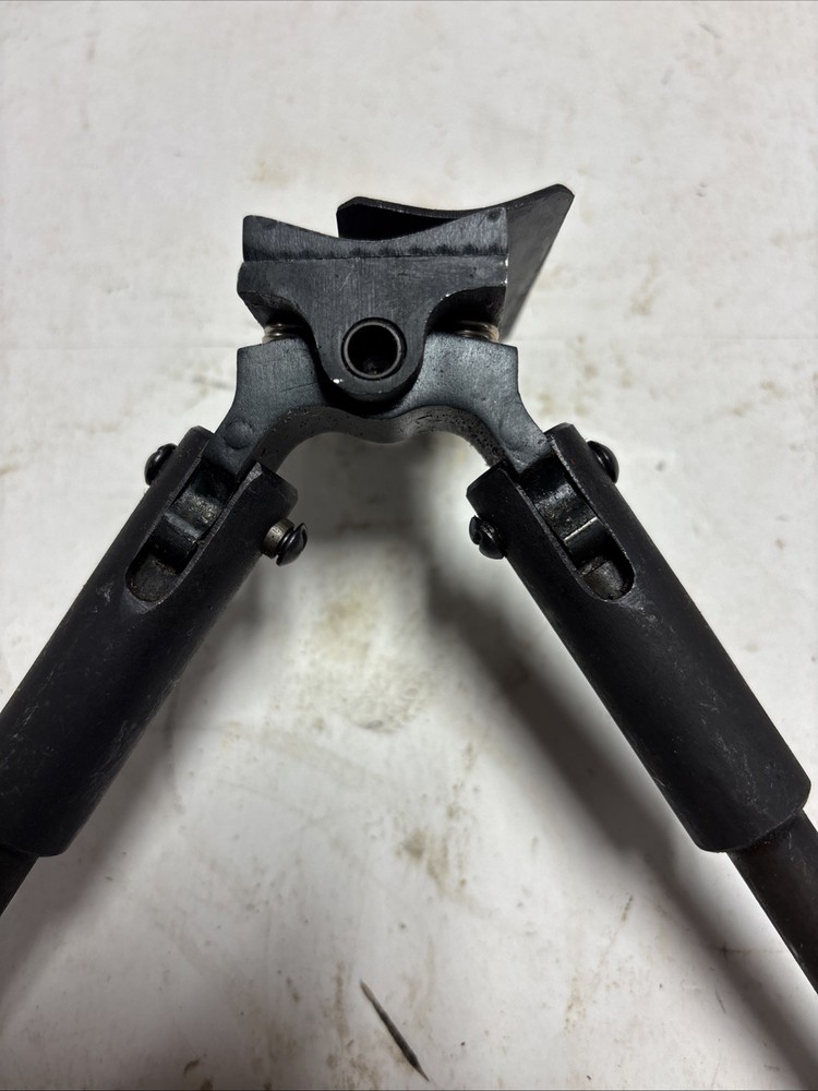 B-Square Bipod System No Mounting Bracket Lower Only Works Good