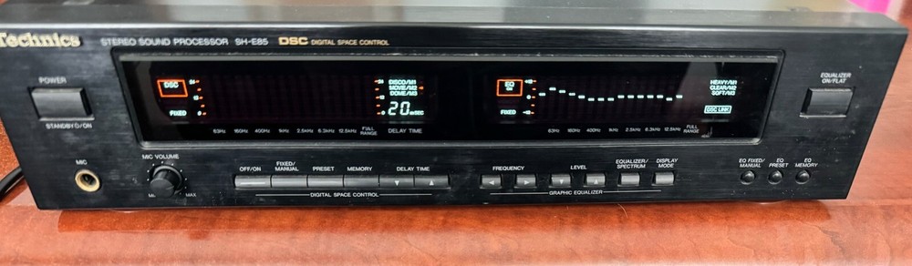 TECHNICS SH-E85 Vintage Stereo Graphic Digital Equalizer 1991 - Top Range!