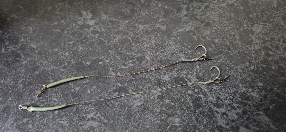 5 or 10 Slip 'D' Carp Rigs Presented on Rig Board Braid Coated Multiple Options!