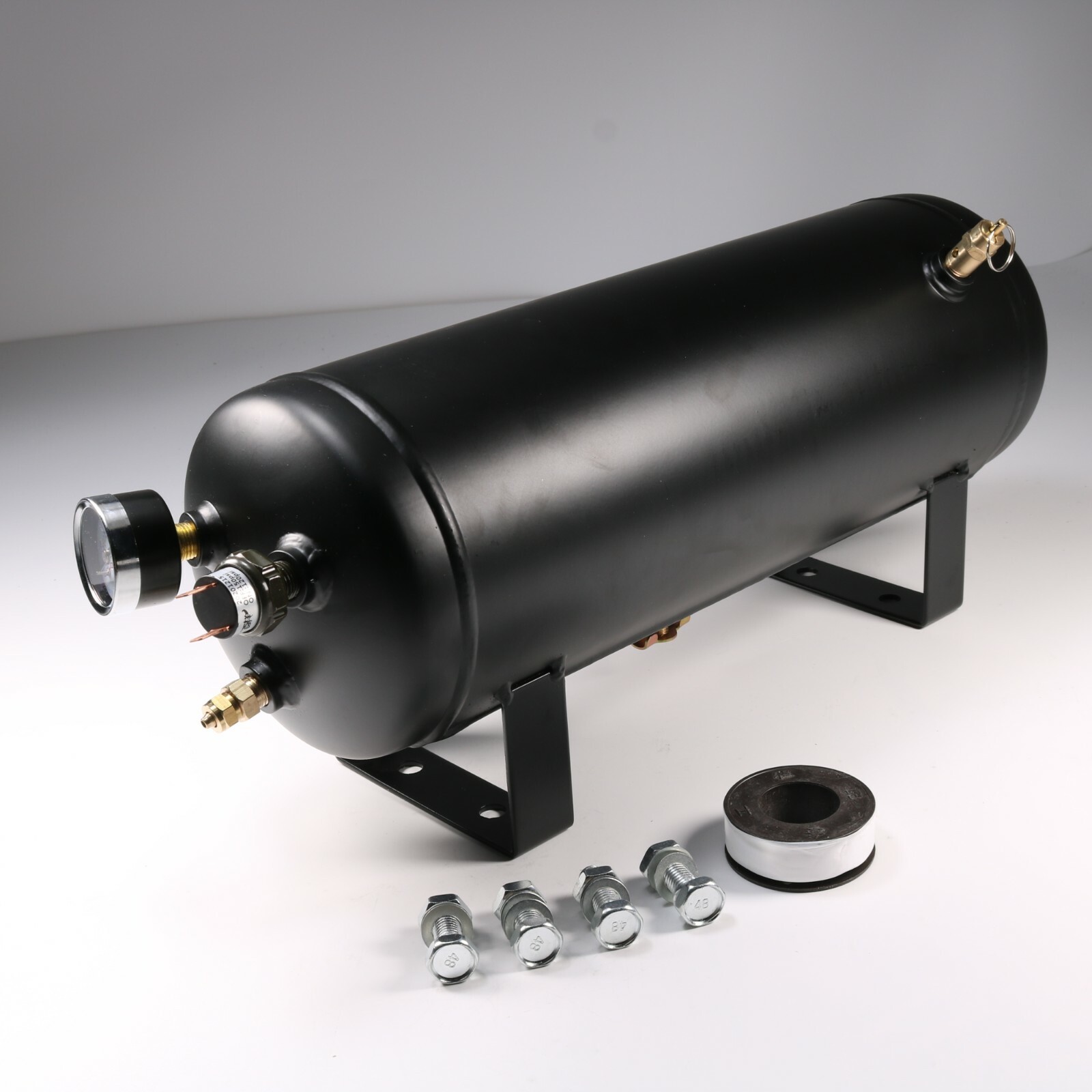 Train Horn Kit 4 Trumpets Semi Loud System 1.5G Air Tank 150PSI For Truck Car