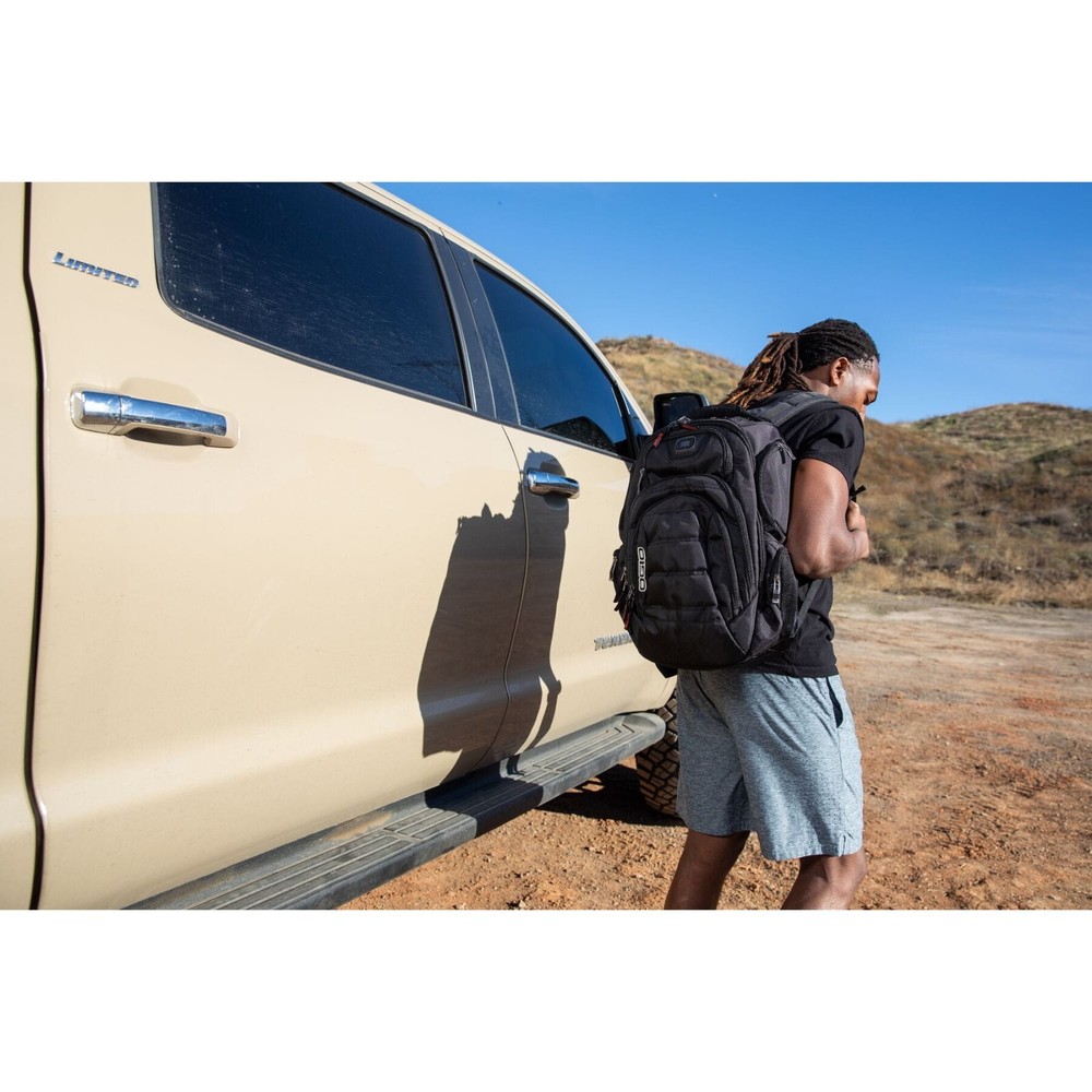 OGIO Excelsior Backpack Black - Durable and Spacious with Laptop Compartment