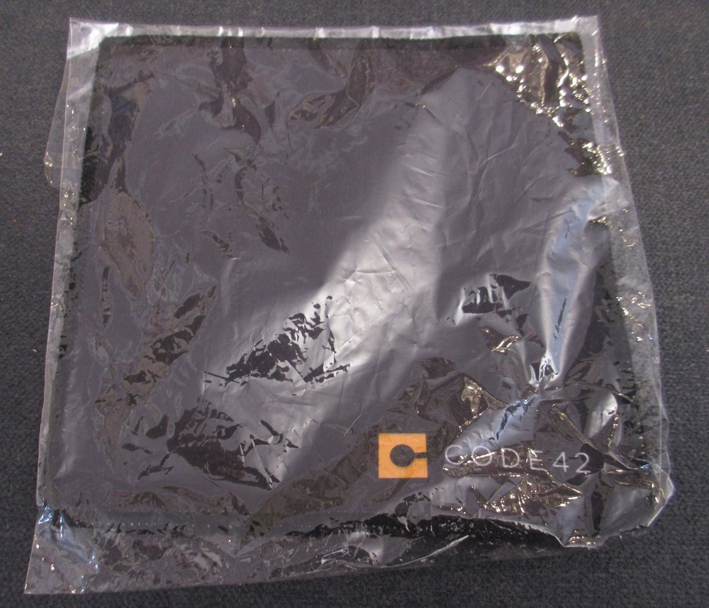 Code 42 Microfiber Screen Cleaning Cloth 5½" x 5½" - NEW