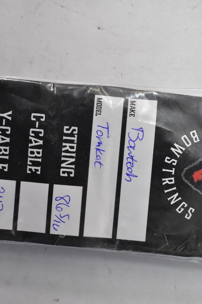 Vapor Trail Bow Strings Bowtech Tomkat 86-5/16" String 34-7/8" Y String Set