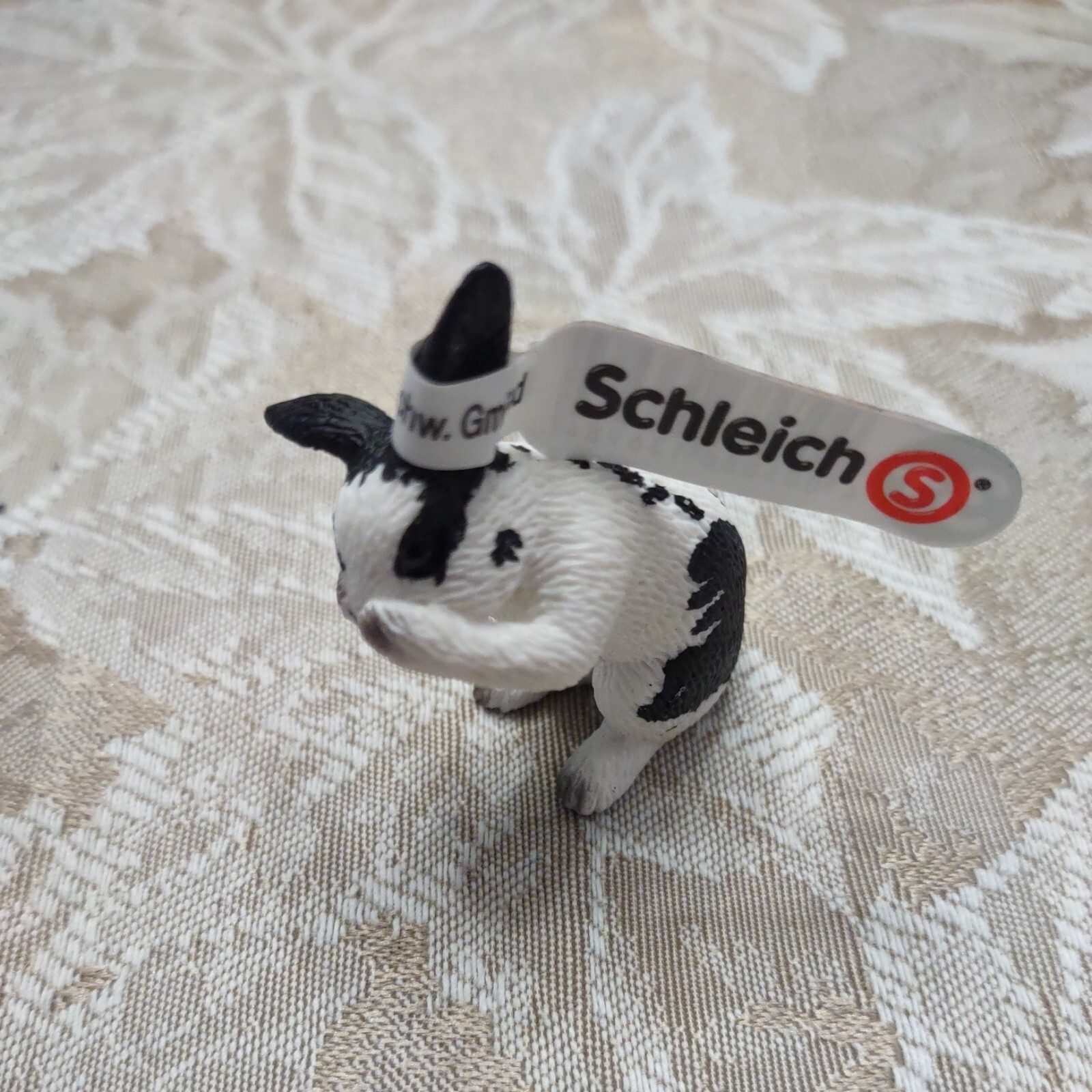 2010 New Schleich Grooming Bunny Rabbit  13698