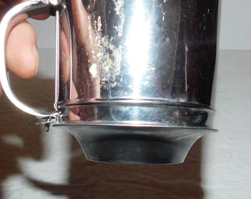 NICE SMALL FLOUR SIFTER WITH FUNNEL BOTTOM