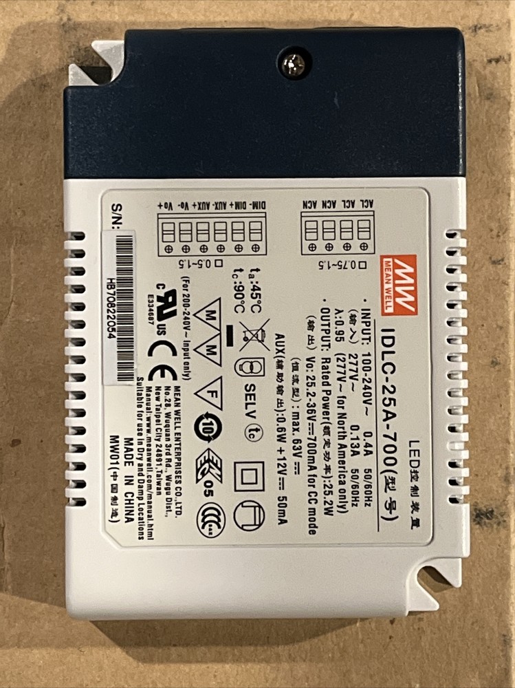 Mean Well IDLC-25A-700