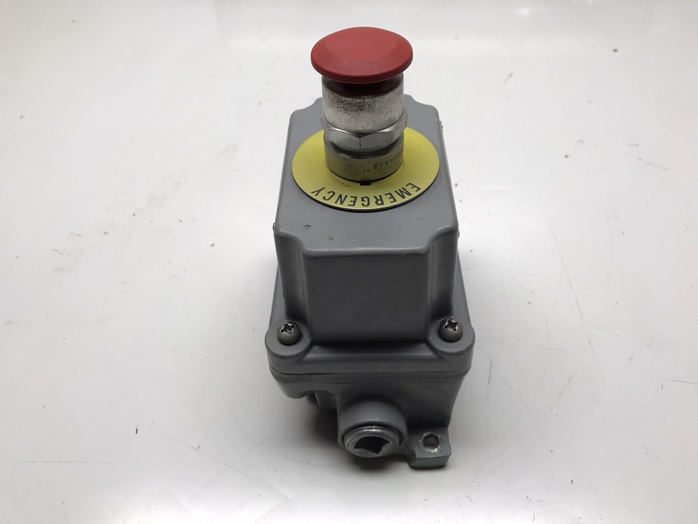 Hubbell Killark FXCS-0MMR3 LOM Sealed Emergency Stop Switch