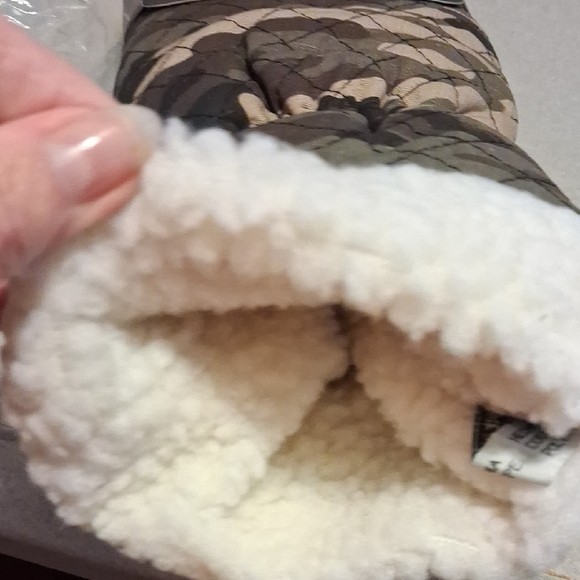 HEATKEEP Camoflage design Ice Scraper Mitt