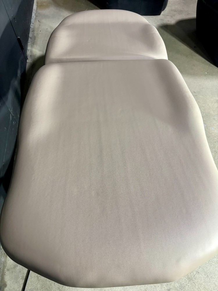 Midmark Ritter 244 Exam Table powered High-Low Bariatric
