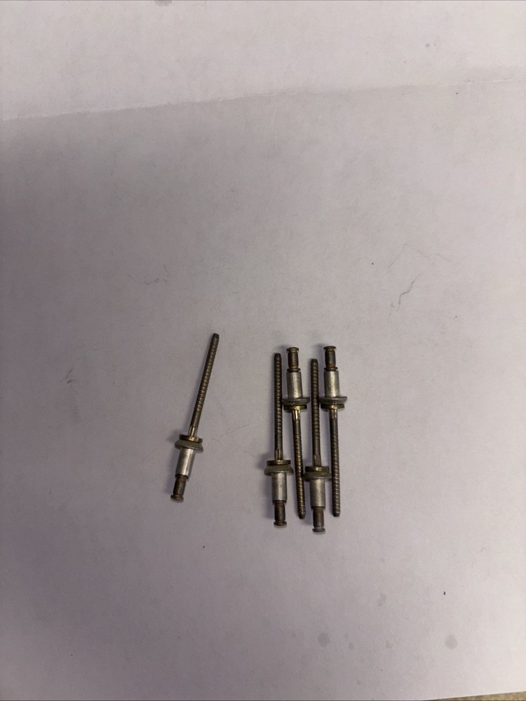 Cr3213-4-2 Cherrymax Rivets Blind Rivets