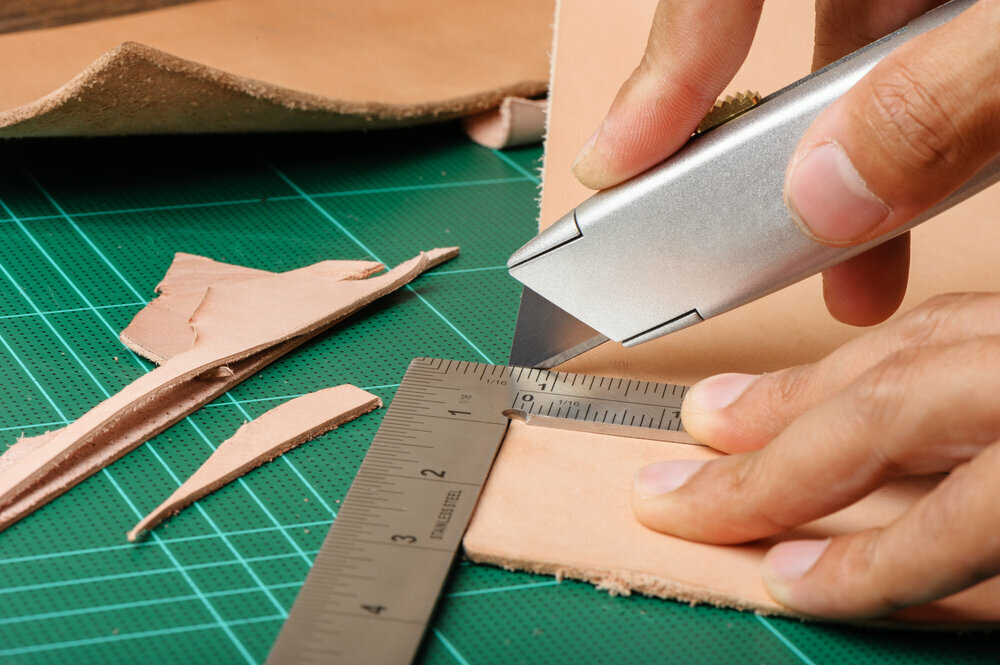 50 UTILITY KNIFE BLADES Replacement Refills Standard Razor Box Cutter Tool