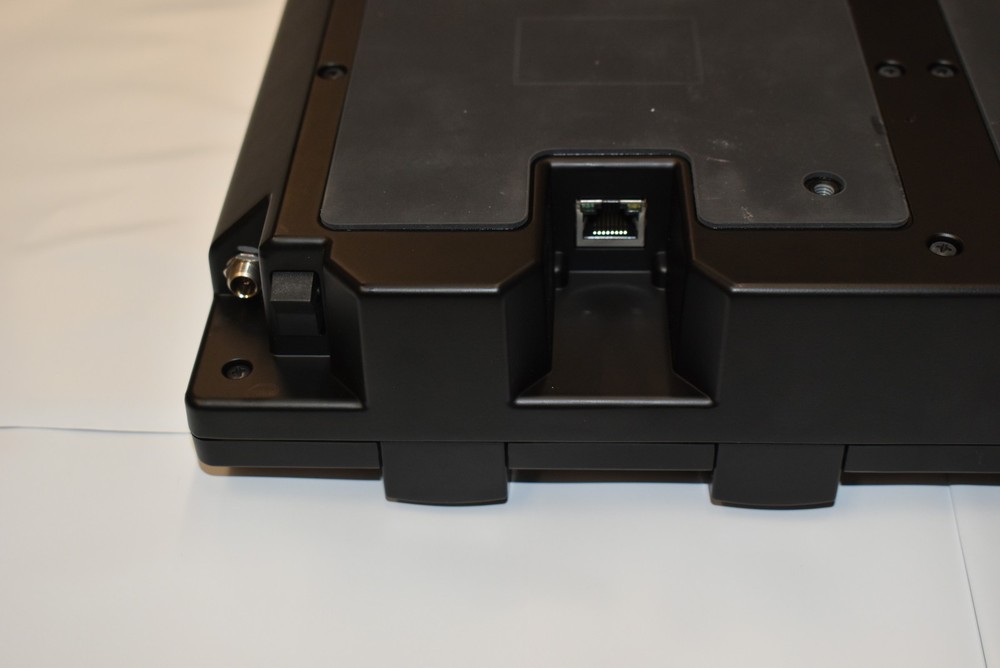 Shure MXWNCS8 Microflex Wireless 8 Channel Networked Charging Dock & 3 MS58 Mics