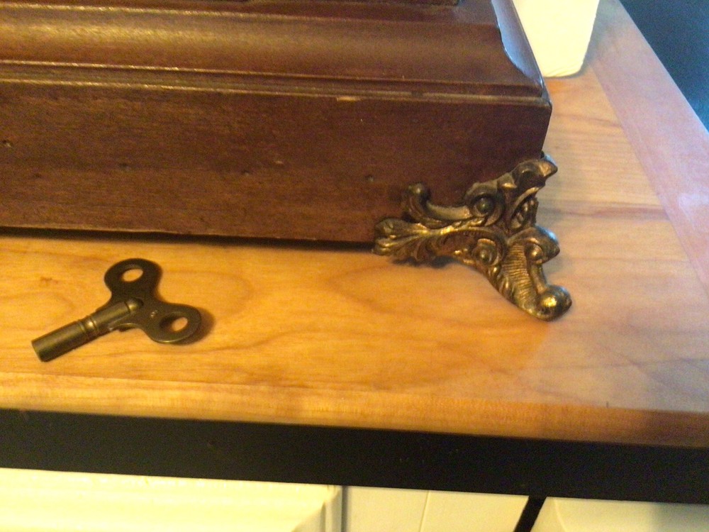 Antique E. Ingraham Co. Bristol, Conn. Column Mantel / Shelf Clock