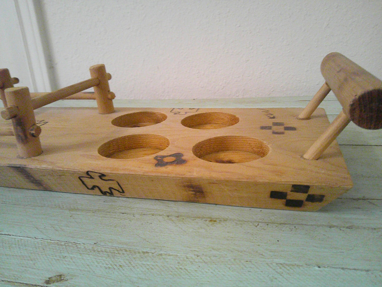 VINTAGE KNOX OIL ACEE FAMOUS OKLAHOMA INDIANS PITCHER/TUMBLER WOOD TRAY