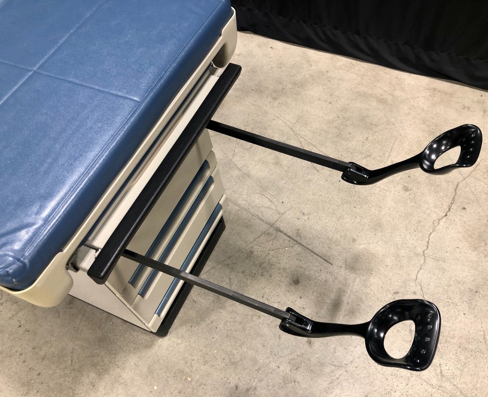 Midmark 404 Barrier Free Exam Table with step up platform