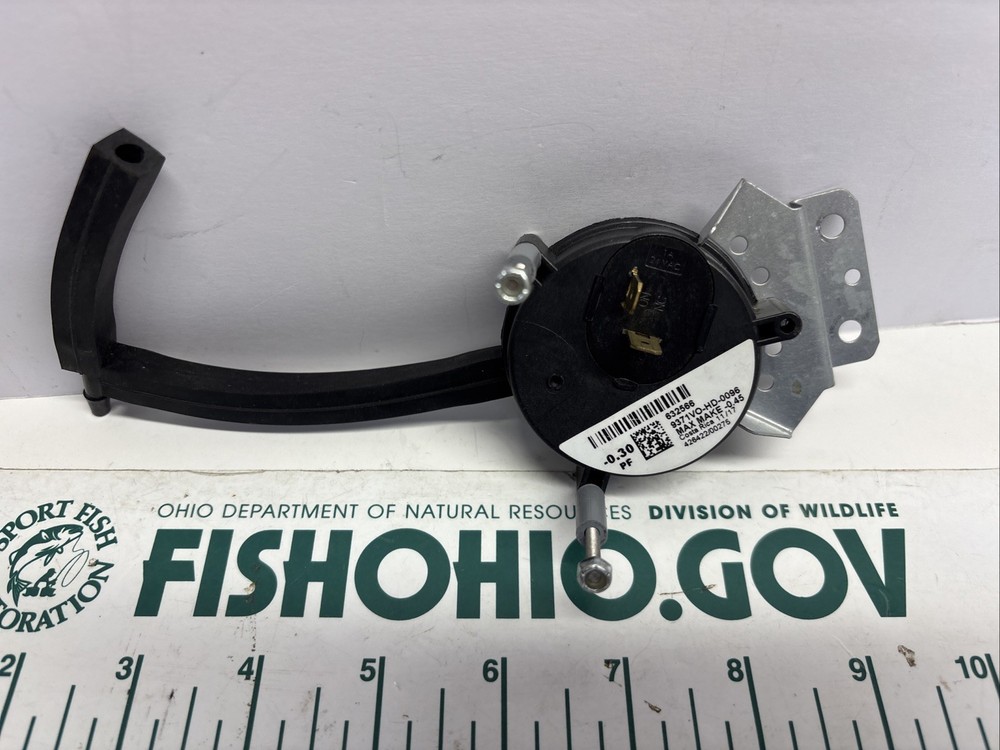 NORDYNE 632566 PRESSURE SWITCH FURNACE