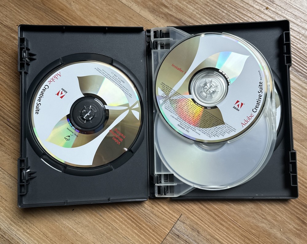 Adobe Creative Suite Premium Discs and Serials Numbers Discs Seem Unused “READ”