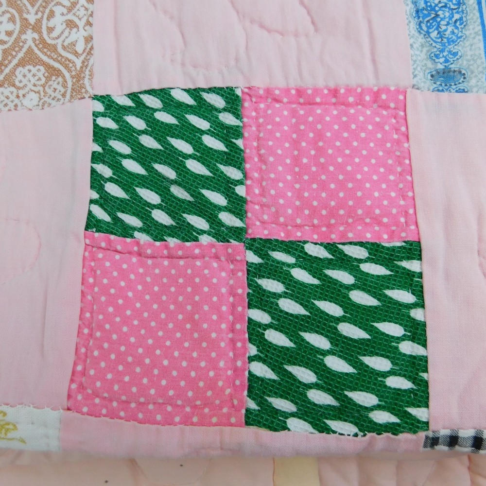 Handmade 4-Patch Pattern Quilt Solid Pink Backing 100 x 90 Colorful #C9